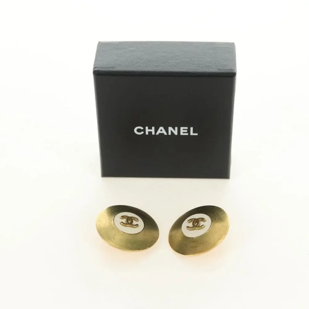 Chanel CC Logo Earring Gold